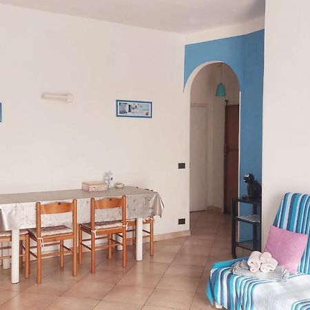 Attico Trilocale Con Solarium A Borghetto Santo Spirito Apartment Exterior photo
